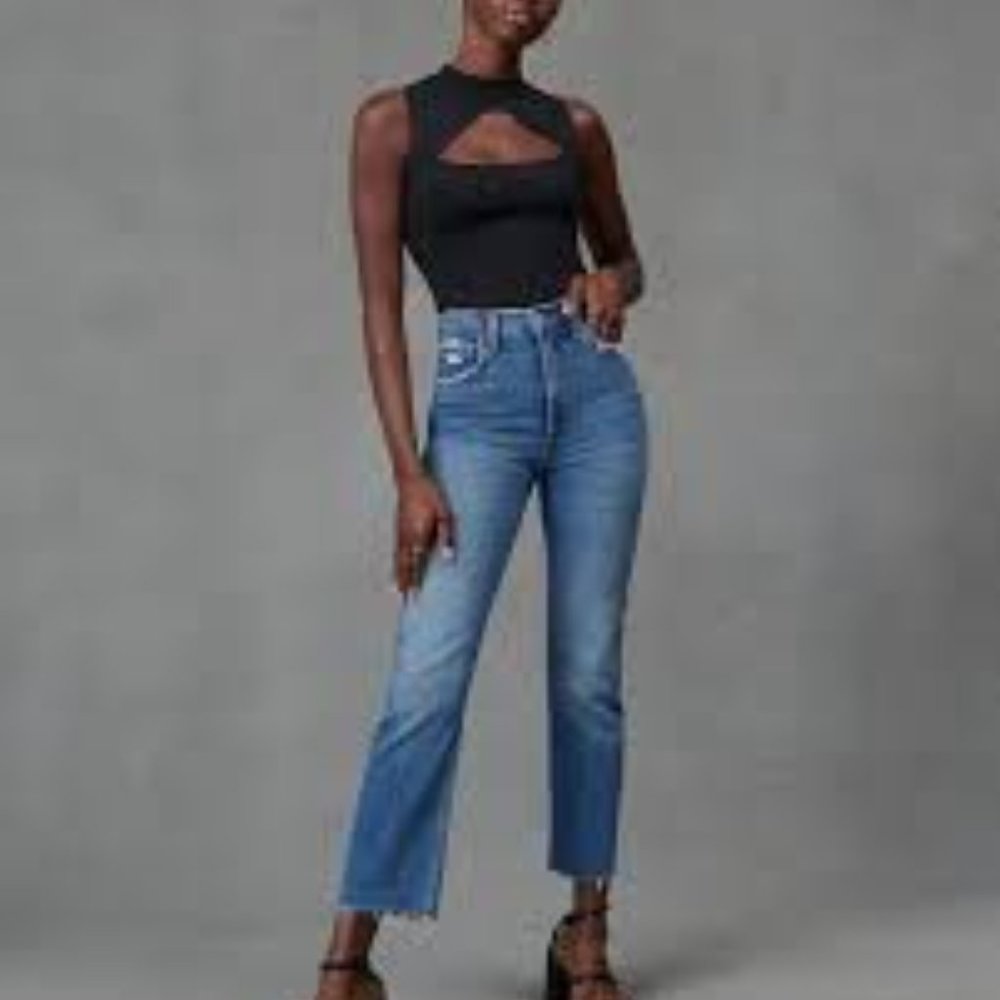 Ultra High Rise Ankle Straight Jeans